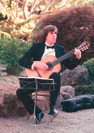 Santa Cruz Classical Guitarist Guy Cantwell